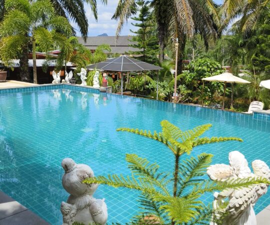 Resort in Krabi Ao Nang House for rent with shared pool